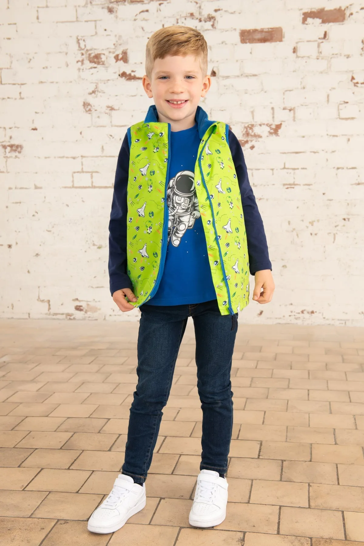 Alex Gilet - Lime Space Print