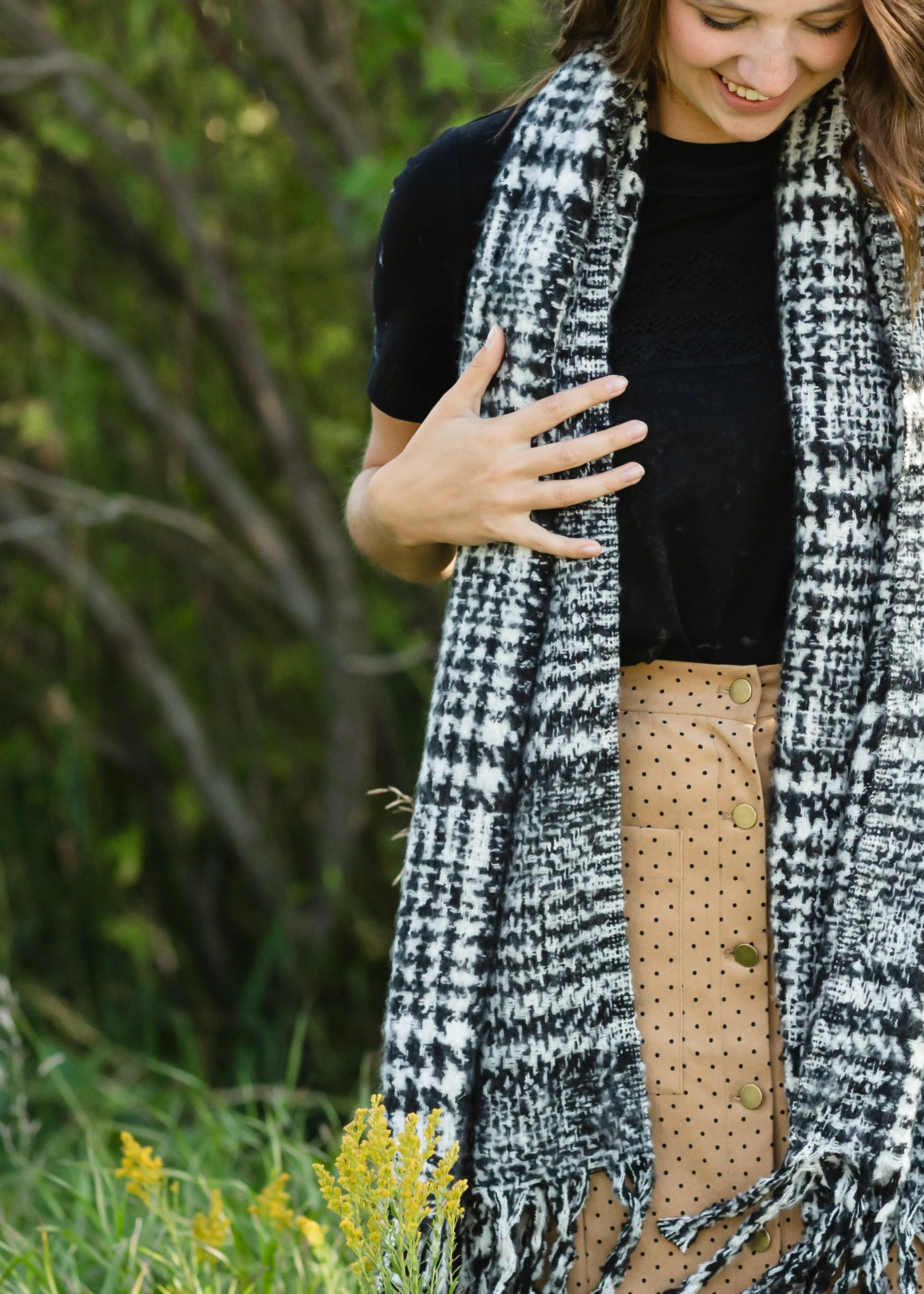 Black Boucle Knit Houndstooth Scarf