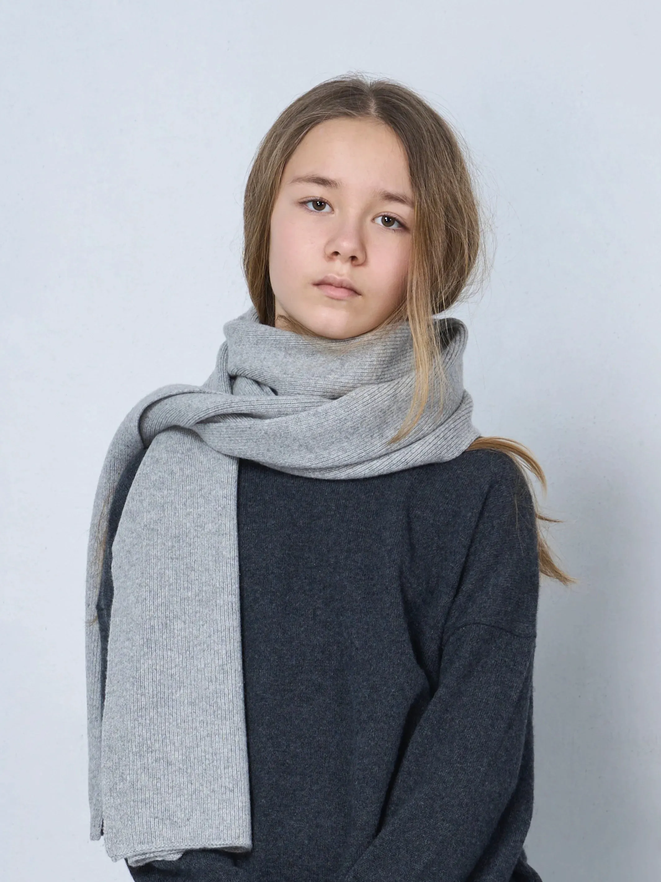 Long Cashmere Scarf Grey